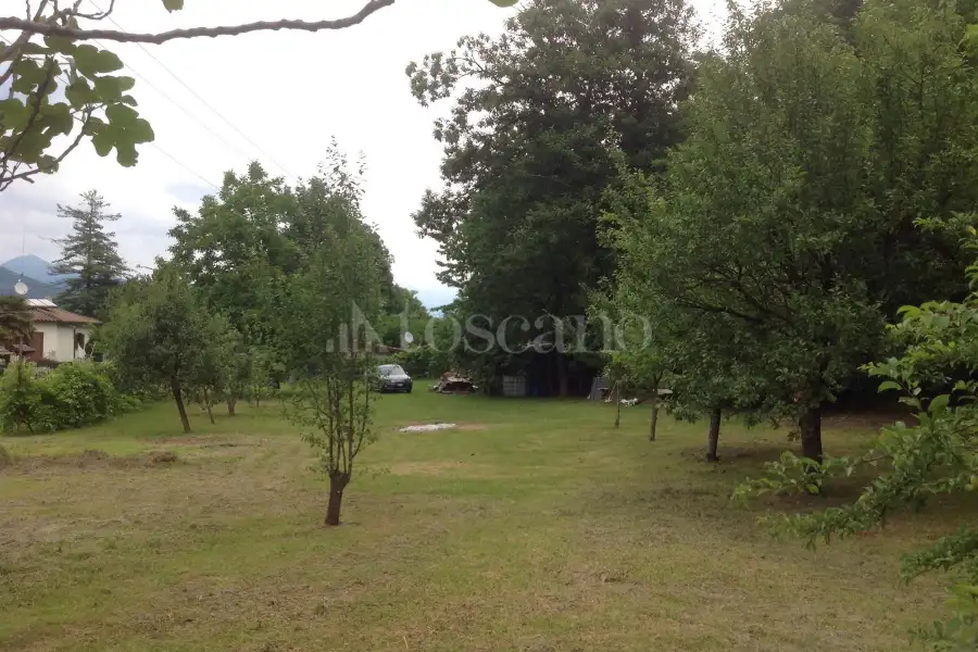 Edificabile Residenziali in vendita di 1.850 mq a €120.000 (rif. 109/2026)