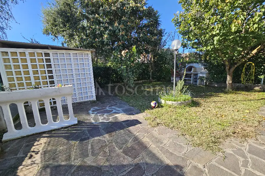 Villa Plurifamiliare in vendita di 90 mq a €165.000 (rif. 131/2025)