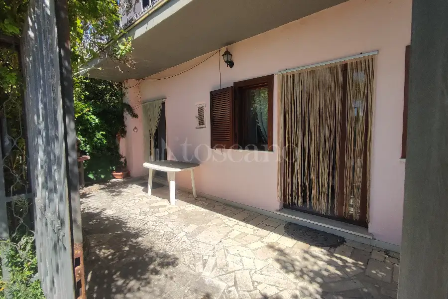 Villino a Schiera in vendita di 300 mq a €90.000 (rif. 22/2026)
