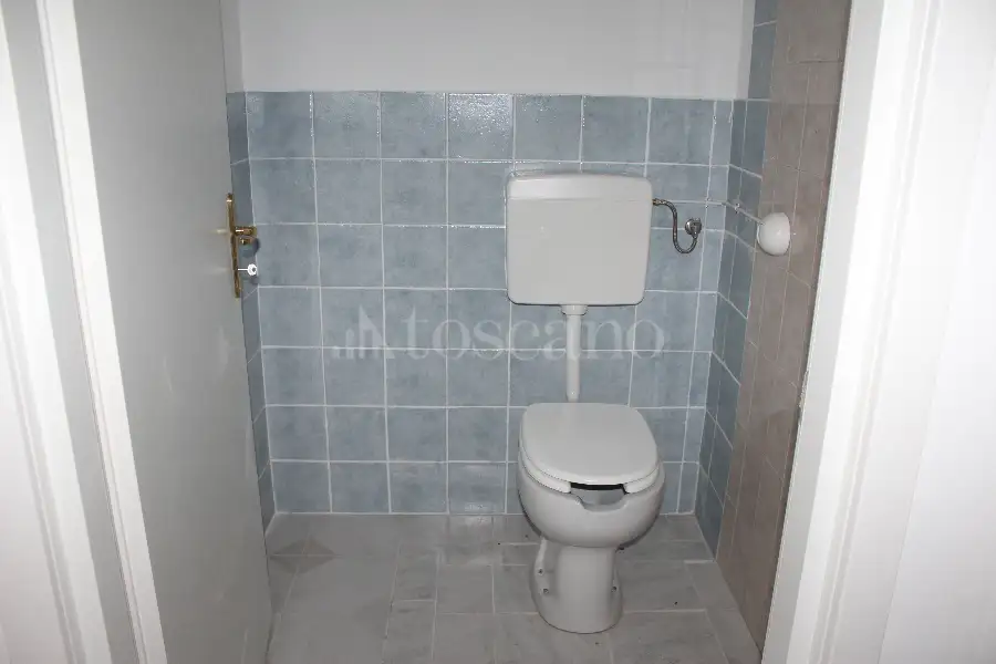 Negozio in vendita di 78 mq a €168.000 (rif. 6/2026)