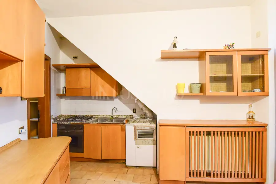 Palazzo in vendita di 300 mq a €355.000 (rif. 31/2024)