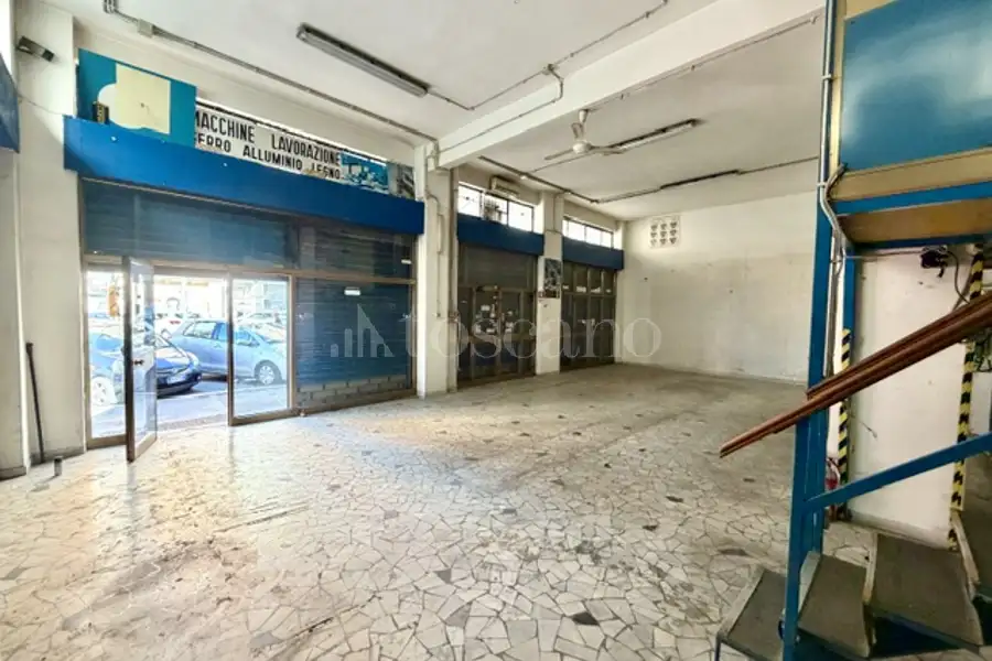 Negozio in vendita di 141 mq a €249.000 (rif. 56/2026)