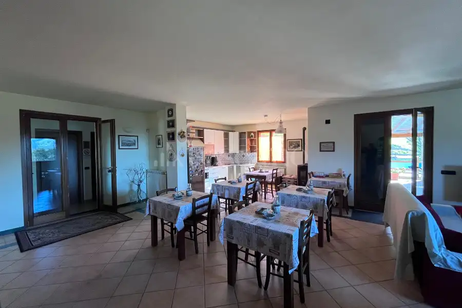 Villa in vendita di 300 mq a €825.000 (rif. 24/2025)