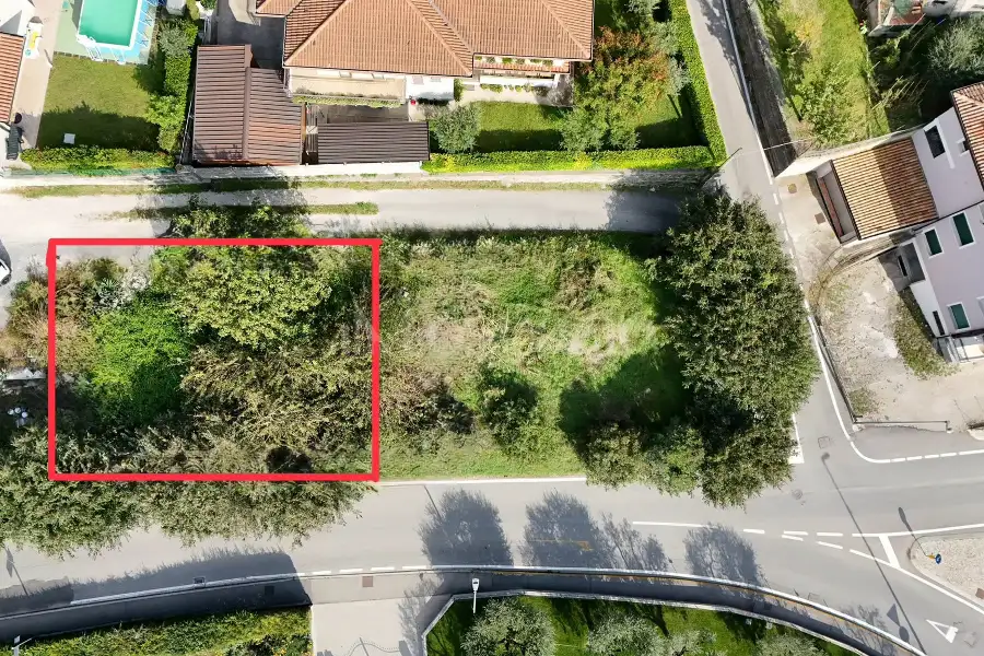 Edificabile Residenziali in vendita di 243 mq a €85.000 (rif. 77/2025)