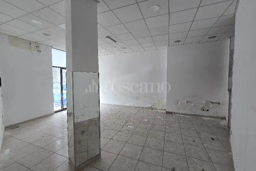 Negozio in vendita di 46 mq a €37.000 (rif. 38/2026)
