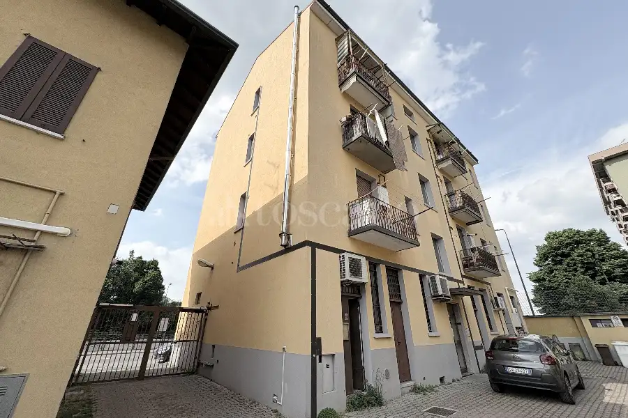 Negozio in vendita di 35 mq a €100.000 (rif. 6/2025)