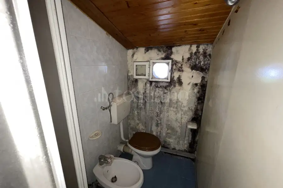 Negozio in vendita di 98 mq a €124.000 (rif. 44/2025)