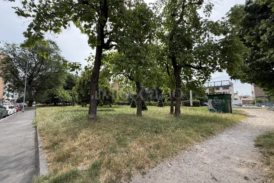 Negozio in vendita di 90 mq a €249.000 (rif. 35/2026)