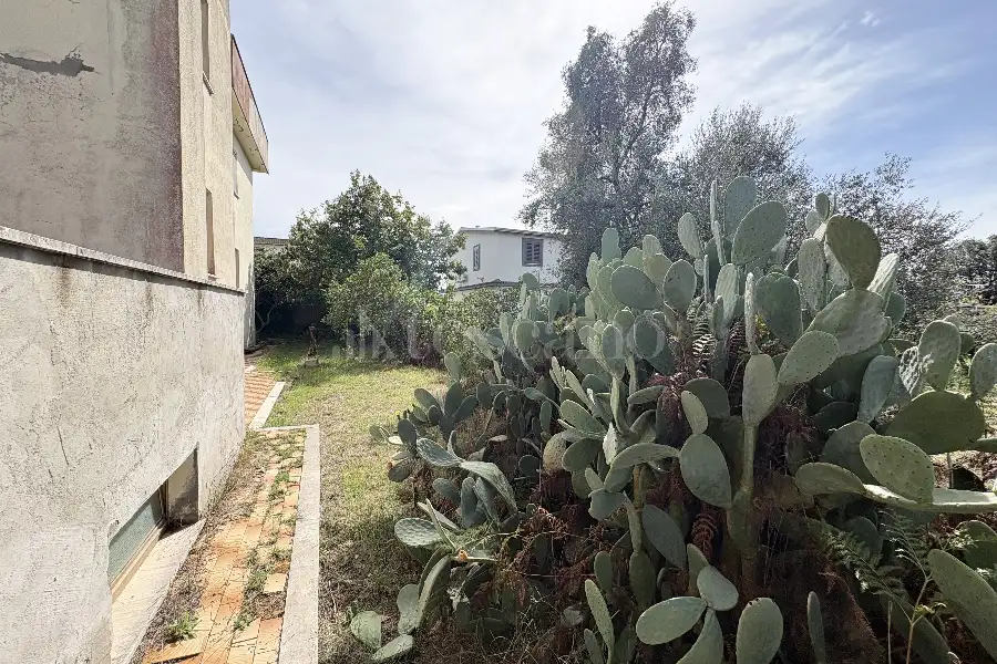 Palazzo in vendita di 300 mq a €199.000 (rif. 89/2026)
