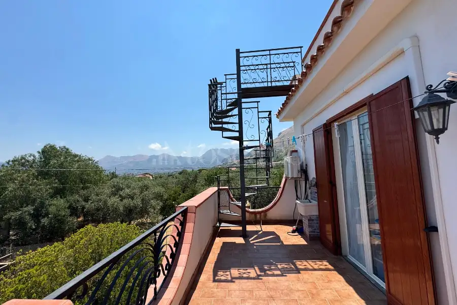 Villa in vendita di 211 mq a €309.000 (rif. 52/2026)