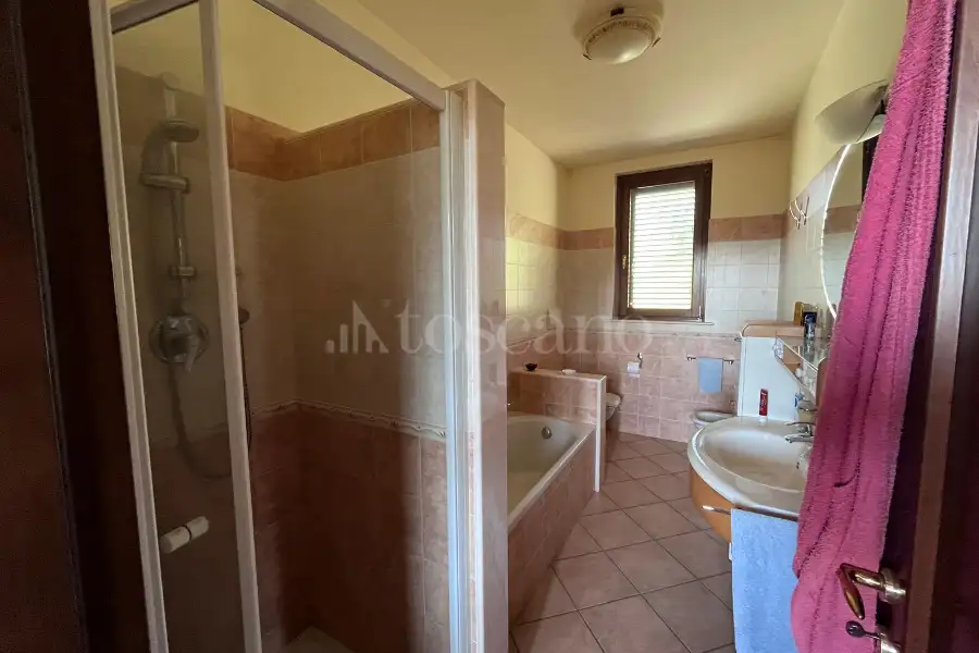 Villa in vendita di 300 mq a €825.000 (rif. 24/2025)