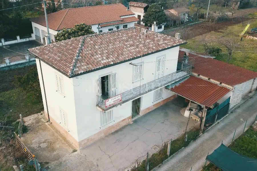 Casa Indipendente in vendita di 168 mq a €135.000 (rif. 38/2023)