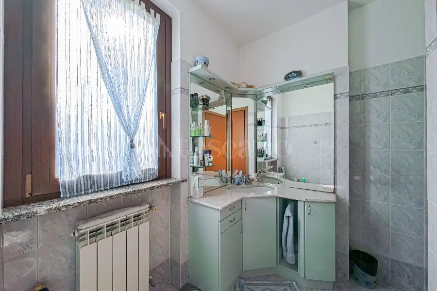 Villino a Schiera in vendita di 240 mq a €430.000 (rif. 133/2026)