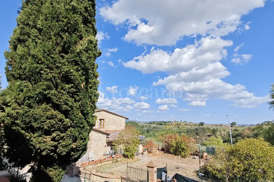 Casa in vendita di 270 mq a €340.000 (rif. 25/2026)