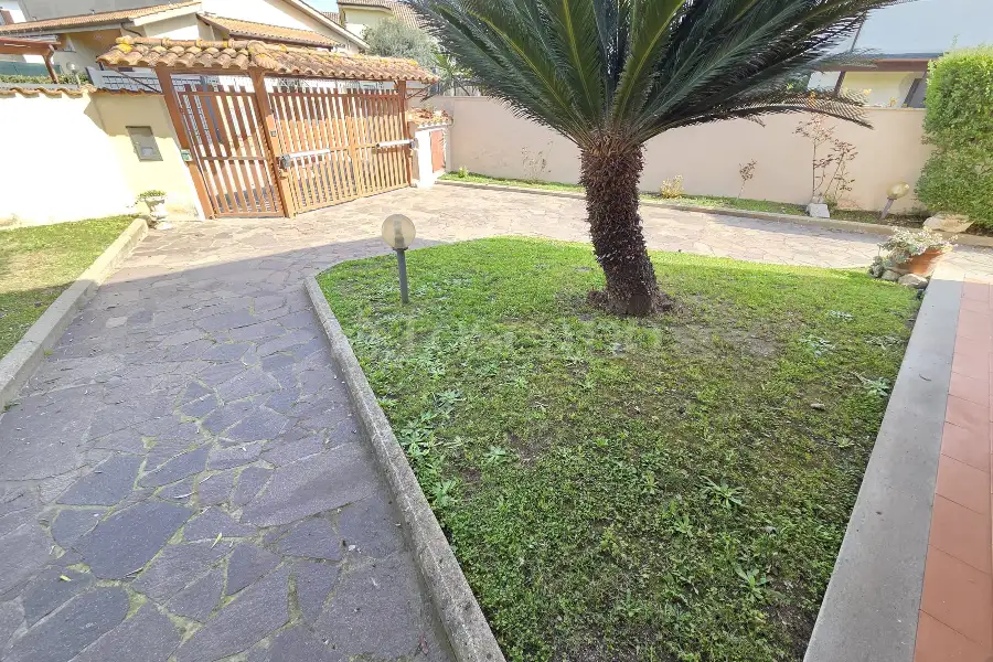 Villa in vendita di 125 mq a €610.000 (rif. 18/2026)