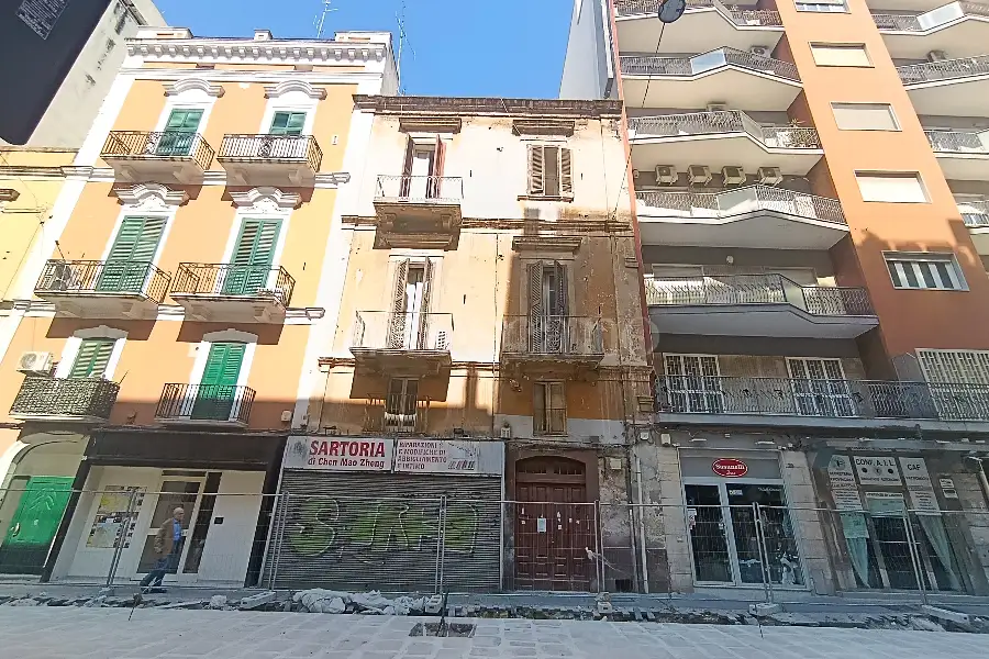 Palazzo in vendita di 408 mq a €1.100.000 (rif. 23/2026)