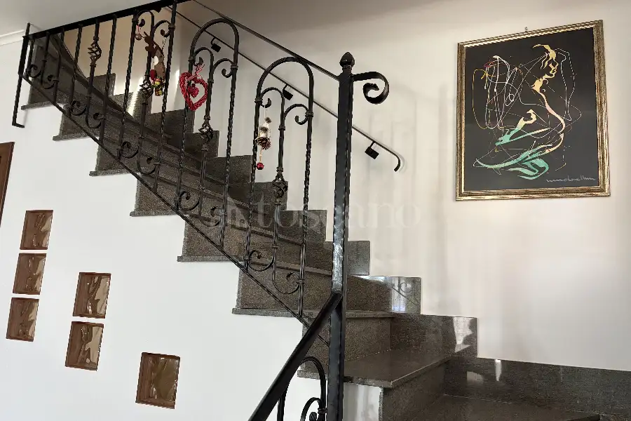 Villa in vendita di 180 mq a €380.000 (rif. 33/2026)