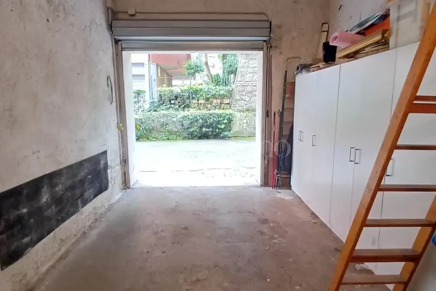 Box in affitto di 18 mq a €230 (rif. 8/2026)