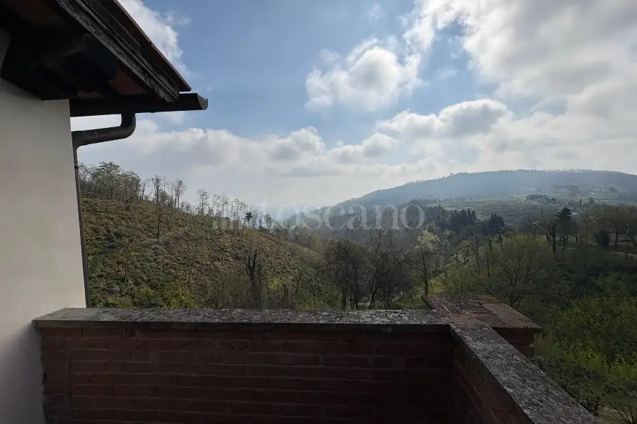 Casale in vendita di 880 mq a €1.080.000 (rif. 22/2025)