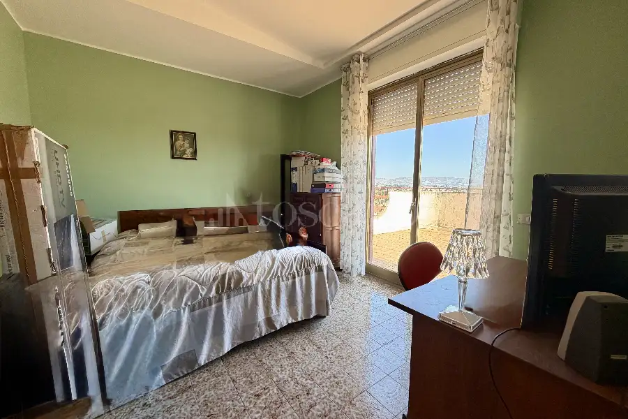 Attico in vendita di 180 mq a €165.000 (rif. 102/2026)