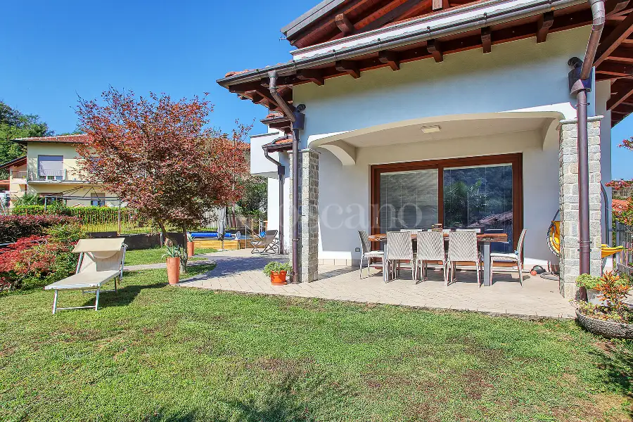 Villa in vendita di 275 mq a €820.000 (rif. 48/2026)