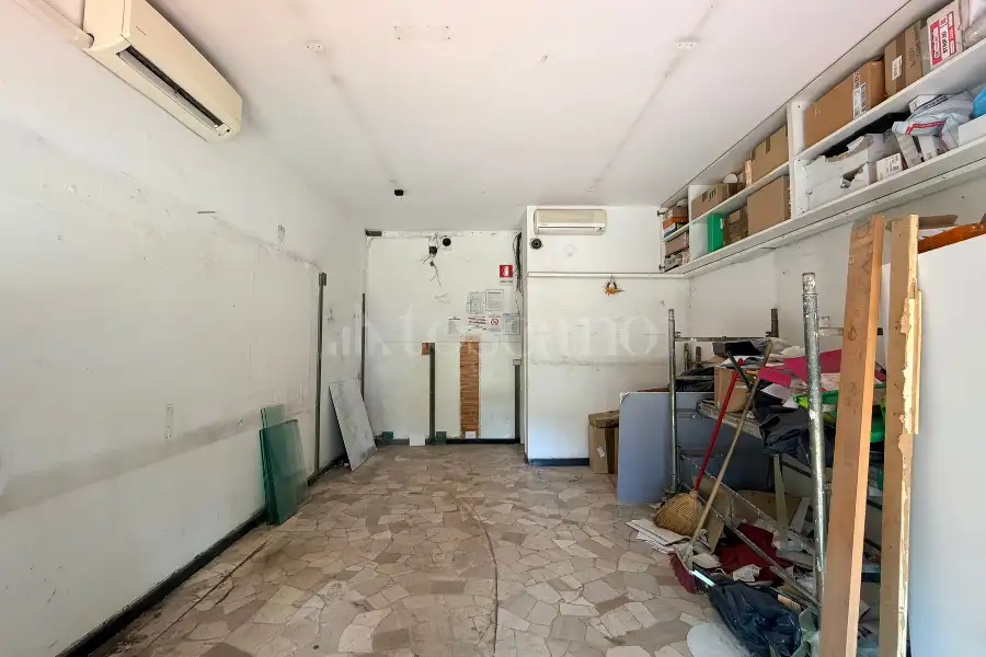 Negozio in vendita di 30 mq a €110.000 (rif. 22/2026)