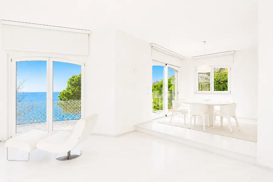 Villa in vendita di 450 mq a €4.500.000 (rif. 24/2025)