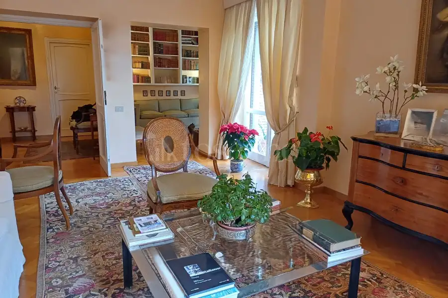 Casa in vendita di 175 mq a €990.000 (rif. 43/2025)