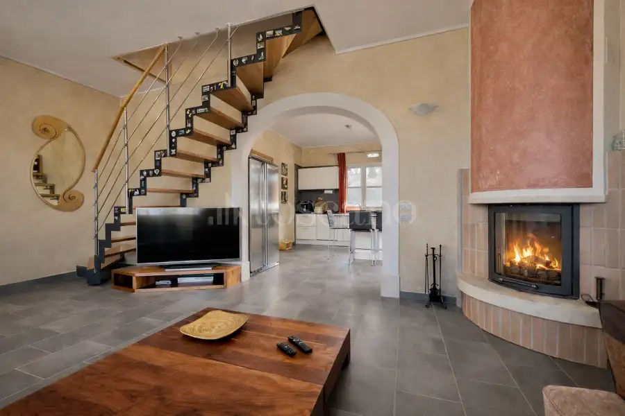 Villa in vendita di 630 mq trattativa riservata (rif. 8/2026)