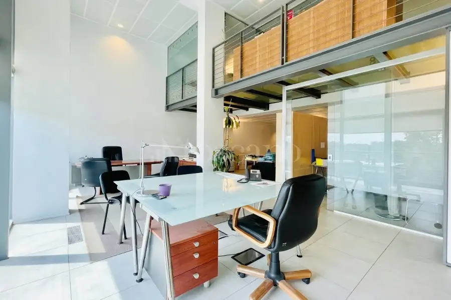 Ufficio in vendita di 150 mq a €480.000 (rif. 39/2026)