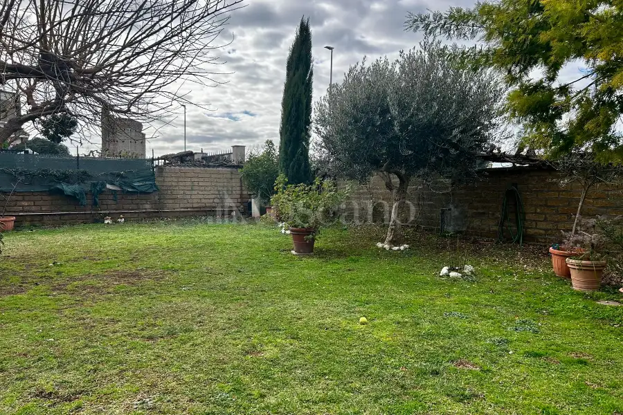 Villa in vendita di 370 mq a €699.000 (rif. 1/2026)