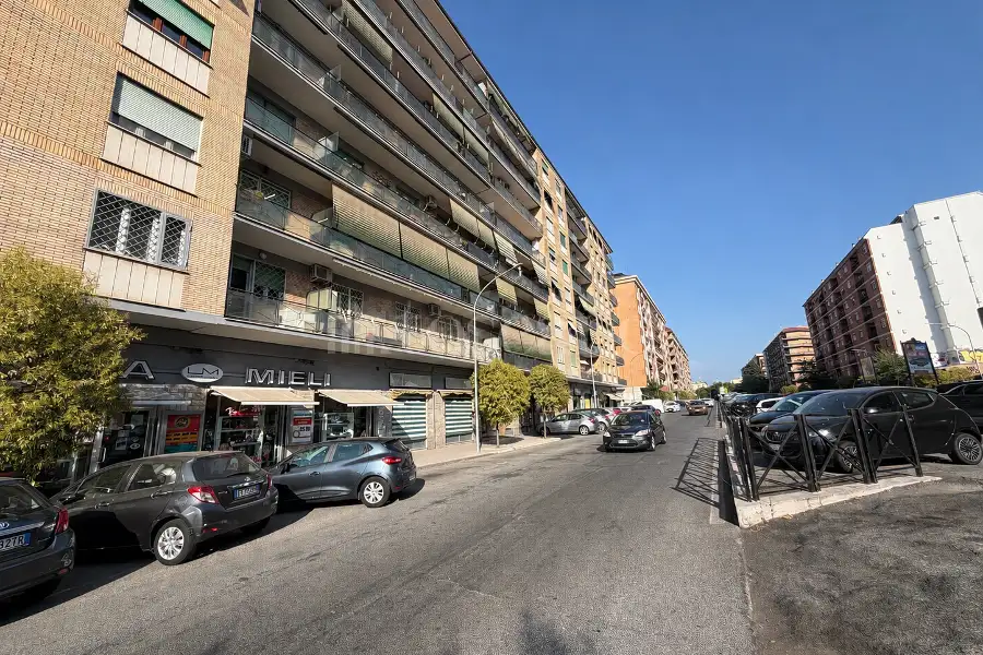 Negozio in vendita di 66 mq a €199.000 (rif. 43/2026)