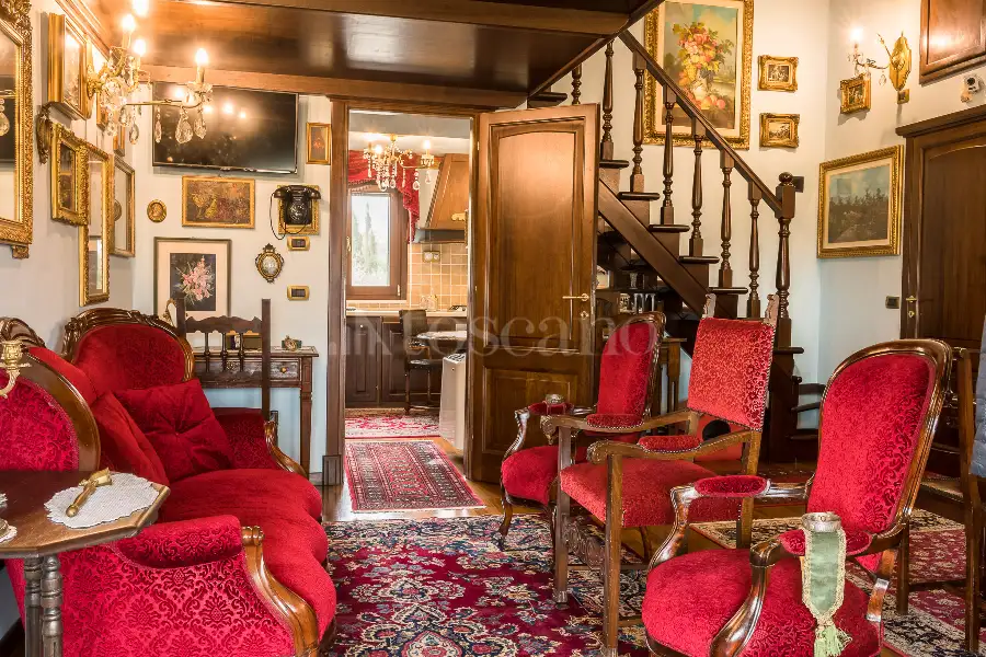Villa in vendita di 400 mq a €699.000 (rif. 166/2023)