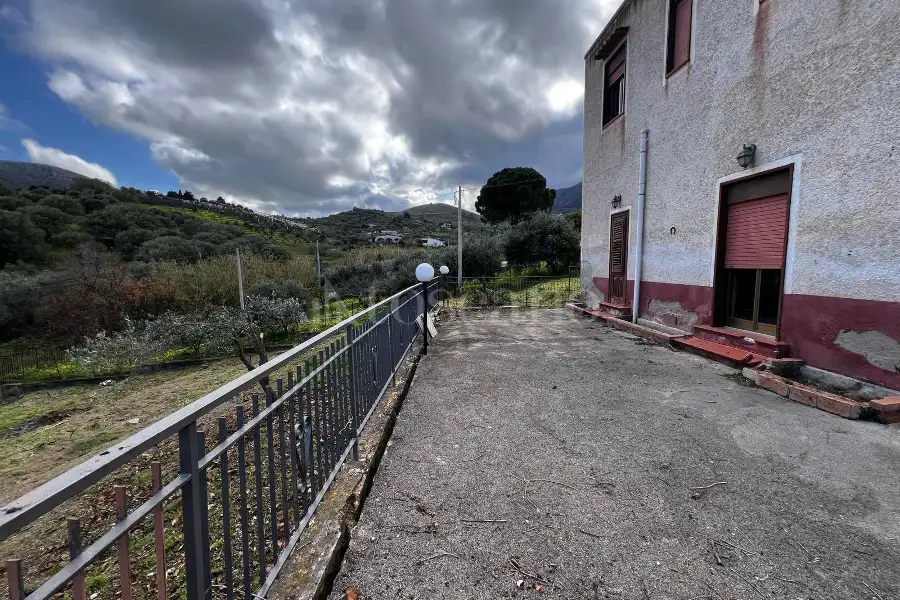 Casa Indipendente in vendita di 81 mq a €59.000 (rif. 104/2025)