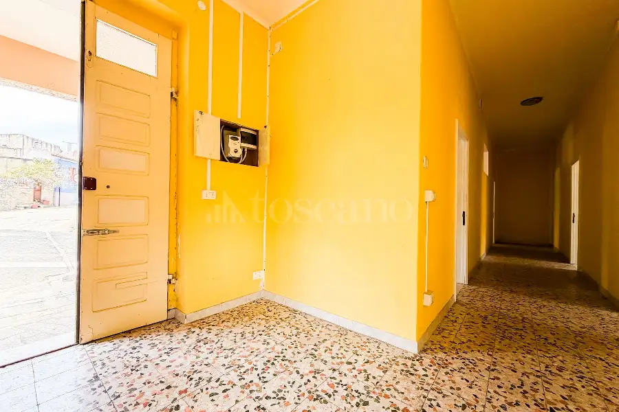 Casa Indipendente in vendita di 200 mq a €125.000 (rif. 23/2026)