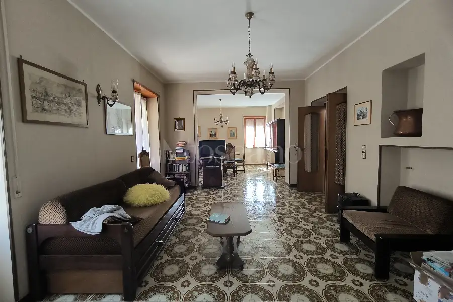 Villa in vendita di 250 mq a €115.000 (rif. 53/2025)