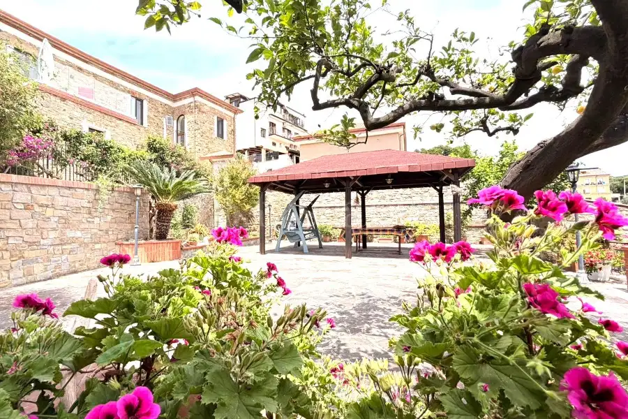 Casa Indipendente in vendita di 190 mq a €350.000 (rif. 3/2026)