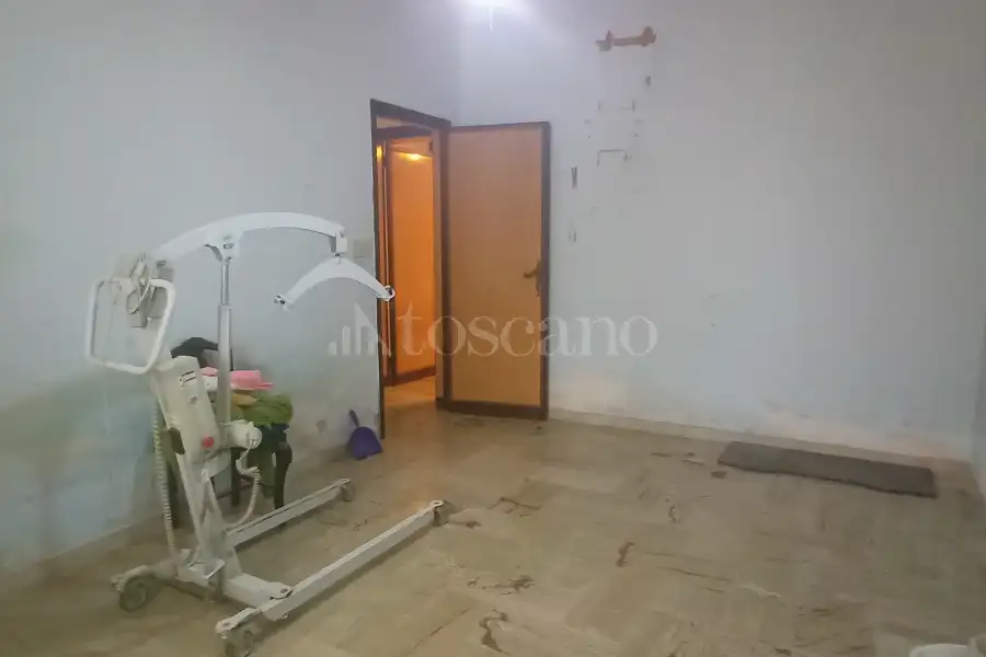 Casa Indipendente in vendita di 458 mq a €185.000 (rif. 39/2026)