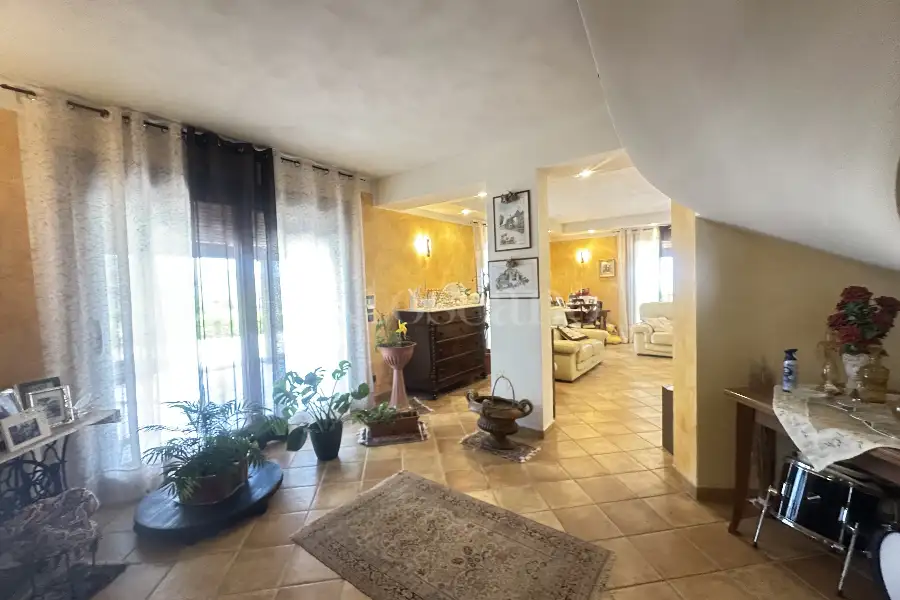Villa in vendita di 250 mq a €470.000 (rif. 67/2025)