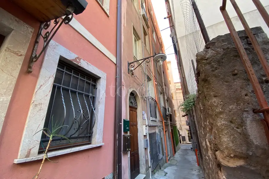 Casa in vendita di 77 mq a €425.000 (rif. 52/2026)