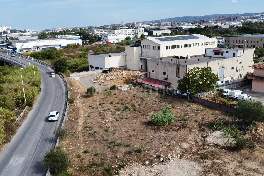 Capannone in vendita di 310 mq a €250.000 (rif. 214/2026)