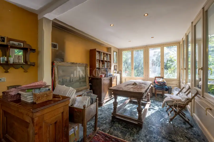 Casa Indipendente in vendita di 284 mq a €650.000 (rif. 41/2025)