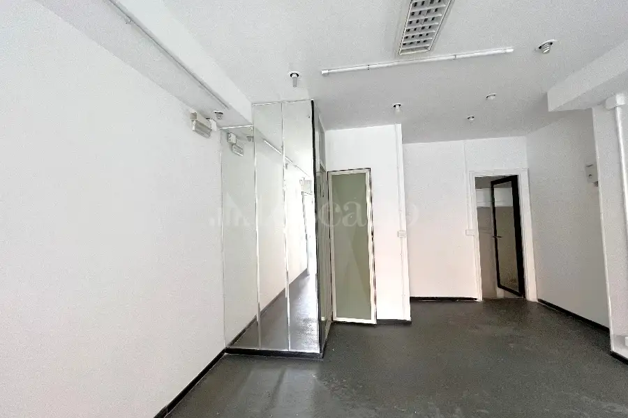 Negozio in vendita di 30 mq a €75.000 (rif. 4/2026)