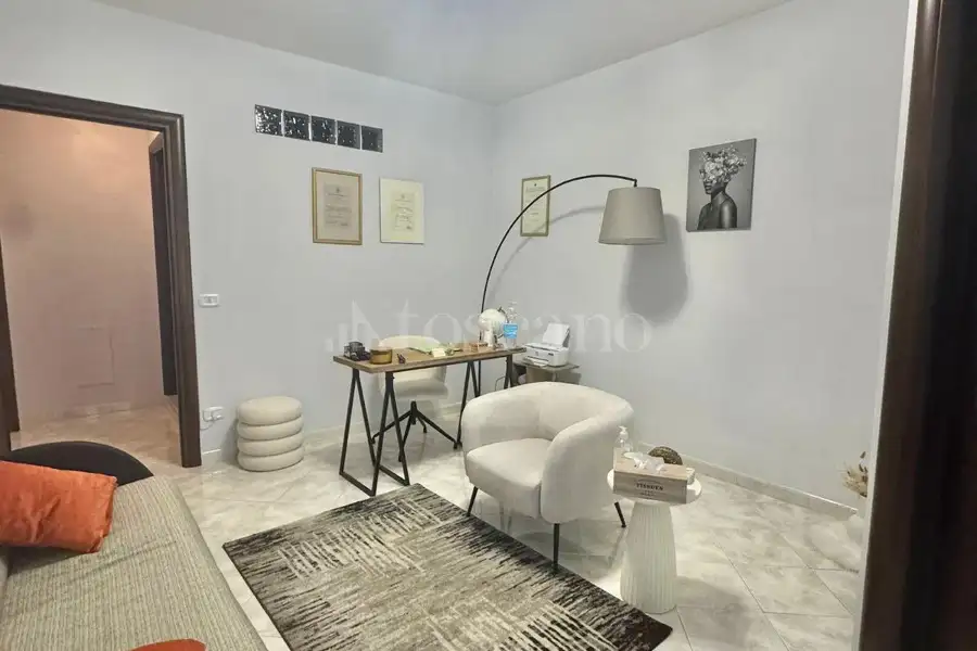 Ufficio in vendita di 100 mq a €190.000 (rif. 52/2026)