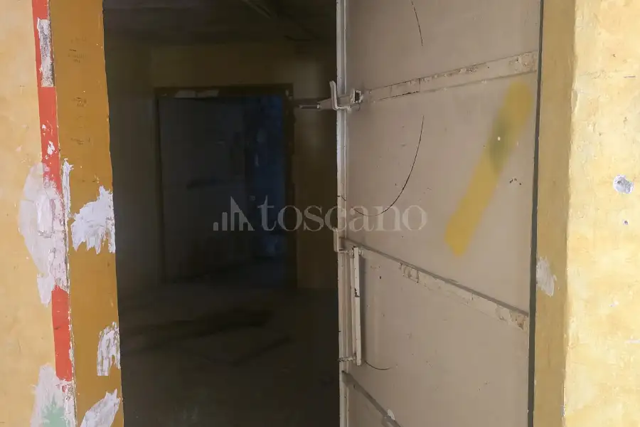 Negozio in vendita di 140 mq a €120.000 (rif. 26/2026)