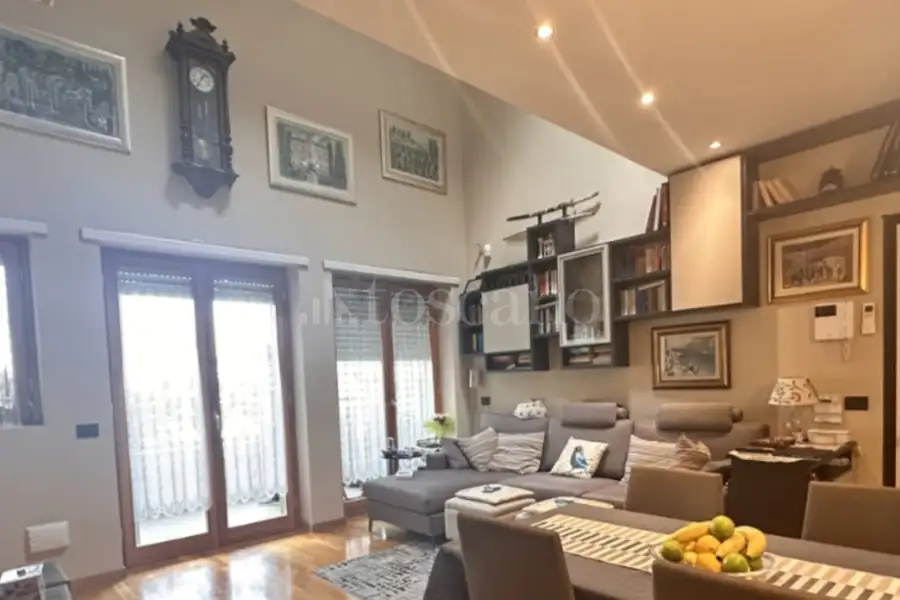 Attico in vendita di 140 mq a €615.000 (rif. 17/2025)