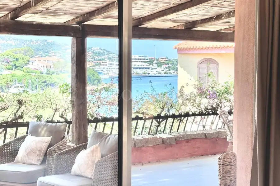 Casa in vendita di 116 mq a €2.200.000 (rif. 21/2025)