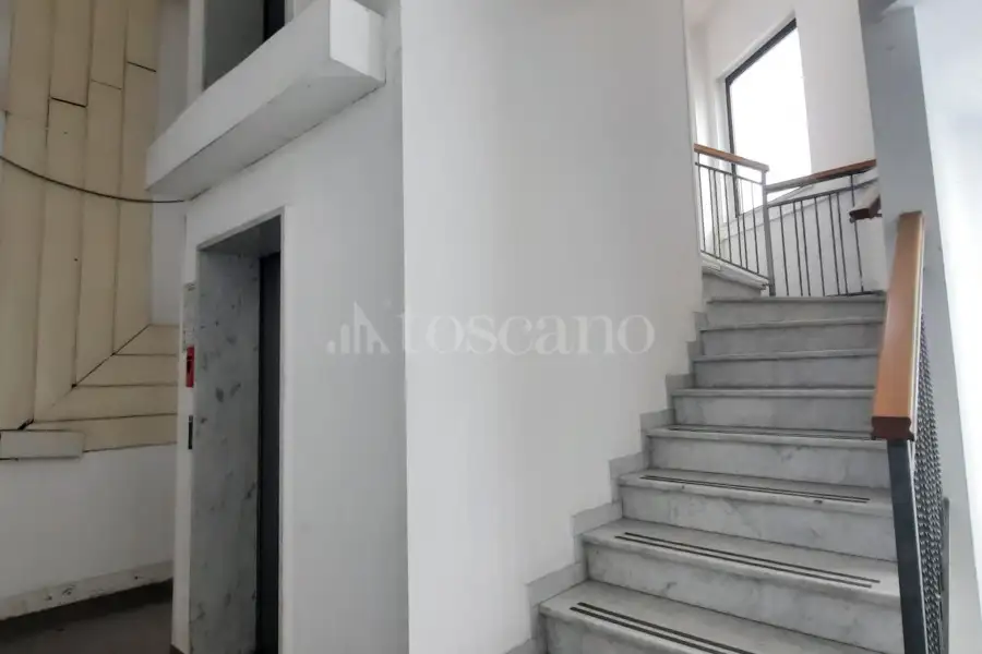 Capannone in vendita di 2.000 mq a €425.000 (rif. 2/2025)
