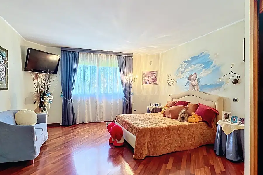 Casa Indipendente in vendita di 330 mq a €590.000 (rif. 82/2025)