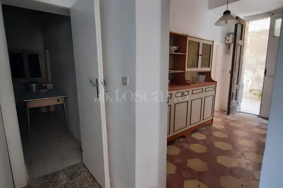 Casa Indipendente in vendita di 183 mq a €97.000 (rif. 13/2025)